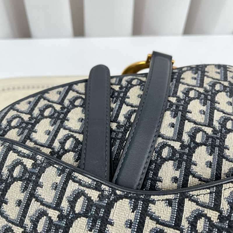 sh smd zzz DIOR迪奧 Saddle 老花滿印Oblique刺繡 藍色手提腋下馬鞍包 時尚百搭-17