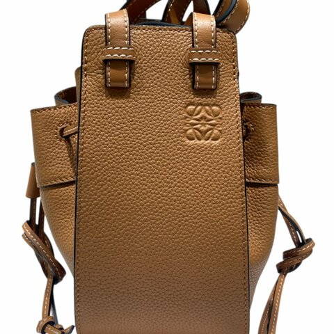 LOEWE羅威 061845 Mini Hammock抽繩吊床包 皮革 焦糖色 金扣