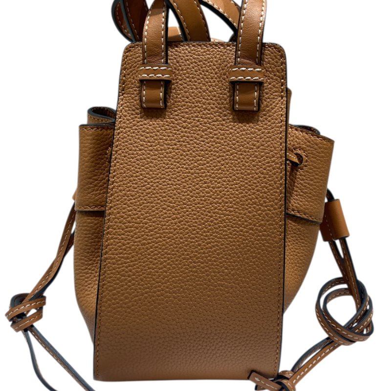 LOEWE羅威 061845 Mini Hammock抽繩吊床包 皮革 焦糖色 金扣-1