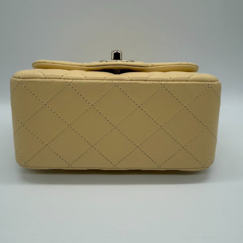 CHANEL 小雞黃羊皮金扣方胖子# 30開-2