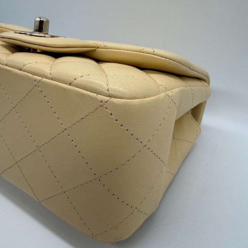 CHANEL 小雞黃羊皮金扣方胖子# 30開-9