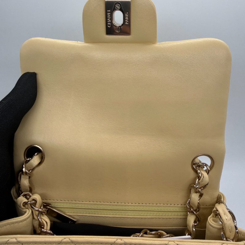 CHANEL 小雞黃羊皮金扣方胖子# 30開-12