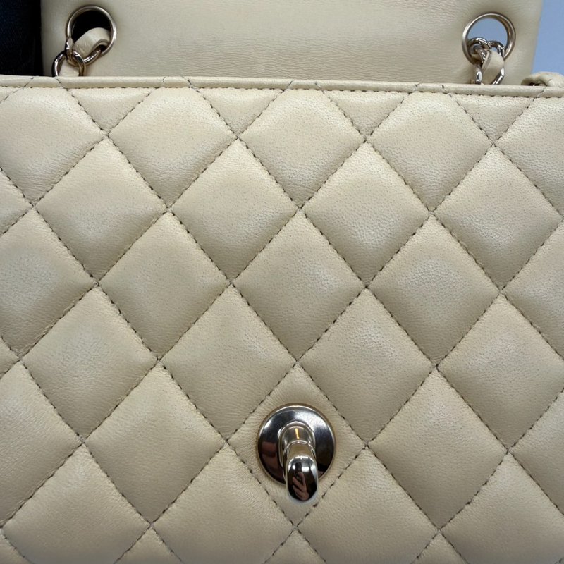 CHANEL 小雞黃羊皮金扣方胖子# 30開-16