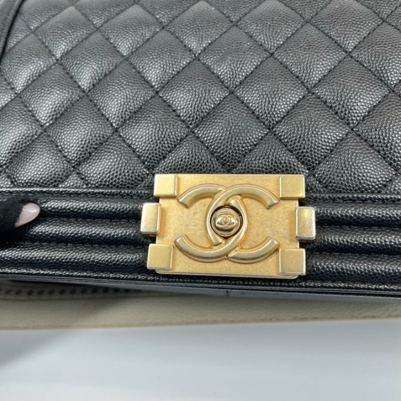 CHANEL香奈儿 晶片款 LEBOY 黑色金扣菱格翻蓋包 單肩斜挎包 內裡整潔 容量剛好-8