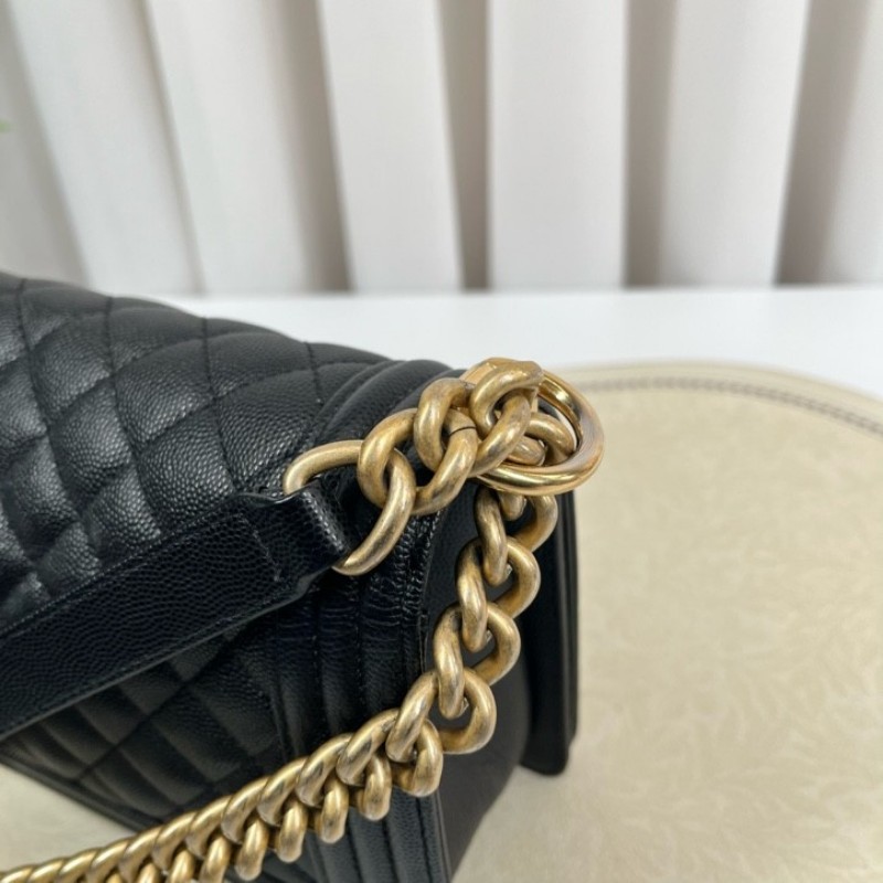 CHANEL香奈儿 晶片款 LEBOY 黑色金扣菱格翻蓋包 單肩斜挎包 內裡整潔 容量剛好-12