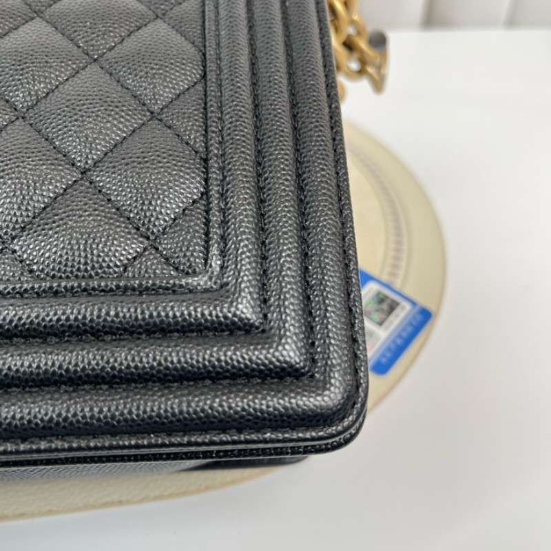 CHANEL香奈儿 晶片款 LEBOY 黑色金扣菱格翻蓋包 單肩斜挎包 內裡整潔 容量剛好-15