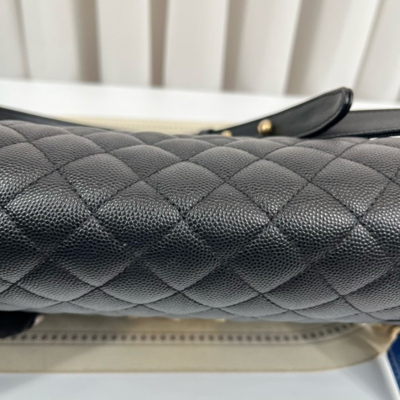 CHANEL香奈儿 晶片款 LEBOY 黑色金扣菱格翻蓋包 單肩斜挎包 內裡整潔 容量剛好-21