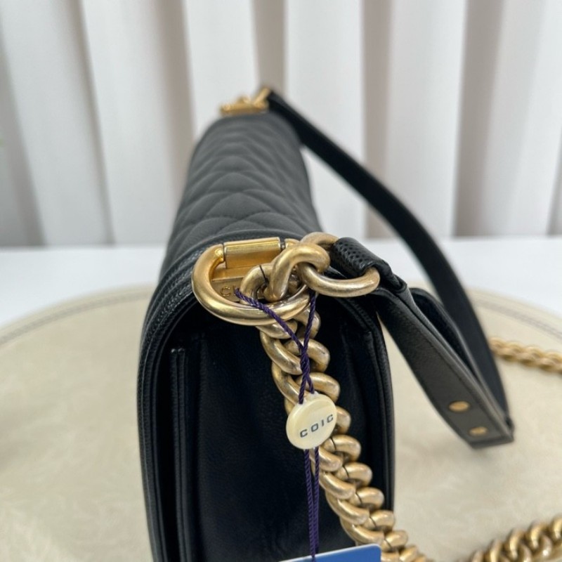 CHANEL香奈儿 晶片款 LEBOY 黑色金扣菱格翻蓋包 單肩斜挎包 內裡整潔 容量剛好-23