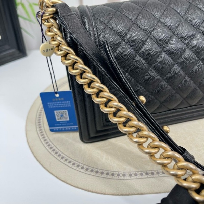 CHANEL香奈儿 晶片款 LEBOY 黑色金扣菱格翻蓋包 單肩斜挎包 內裡整潔 容量剛好-25