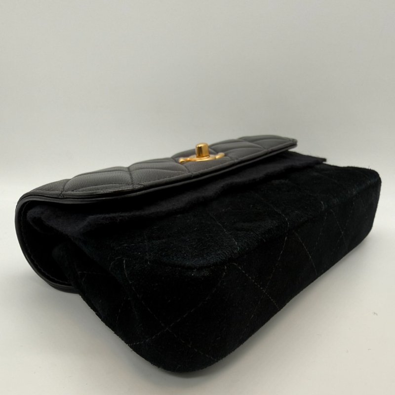 CHANEL 黑金菱格紋小羊皮馬鞍#芯片 25A-5