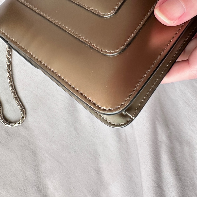 【絕美香檳金】BVLGARI 寶格麗 Serpenti Forever 經典蛇頭包-13