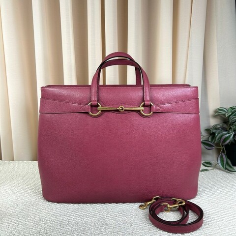 Gucci古馳馬銜扣牛皮包 配肩帶可單肩斜挎手提 內裡米白色 做工精緻 容量大 日常通勤百搭