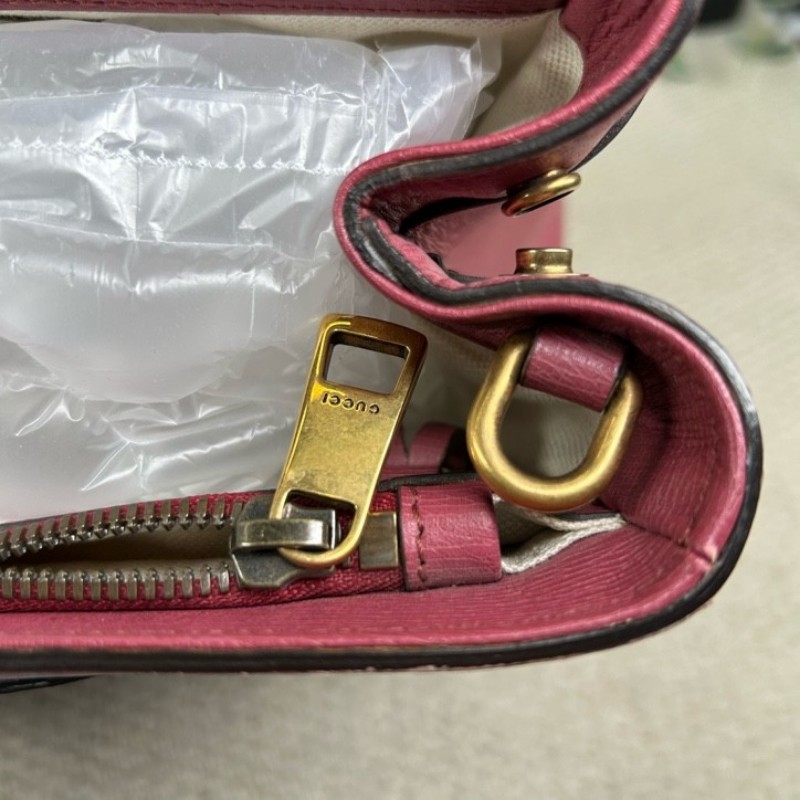 Gucci古馳馬銜扣牛皮包 配肩帶可單肩斜挎手提 內裡米白色 做工精緻 容量大 日常通勤百搭-25