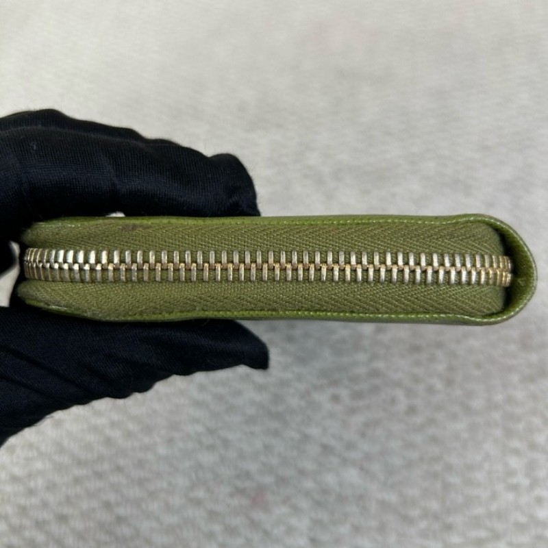 PRADA普拉達綠色長款錢包 拉鍊開合 卡位多 容量足 日常攜帶方便百搭-18