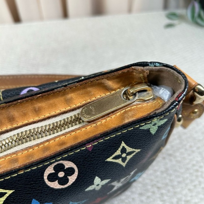 ZZZ LV路易威登黑三彩劍橋腋下包 棕色皮質肩帶 金色五金 雙扣設計四季通搭 單肩包手提包-26