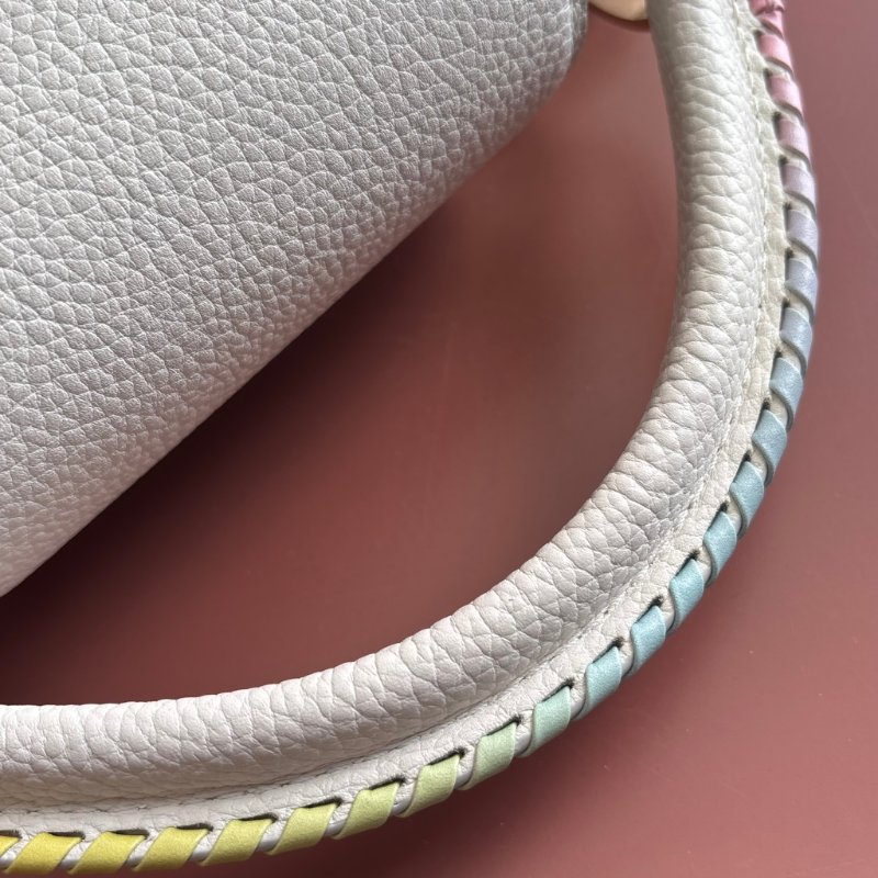 限定款 ::Louis Vuitton:: M59883 Capucines BB 米白x鵝黃色 手提包 斜背包 兩用包 彩色背帶-9