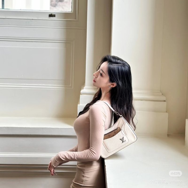 LOUIS VUITTON Marelle腋下包 - 米-1