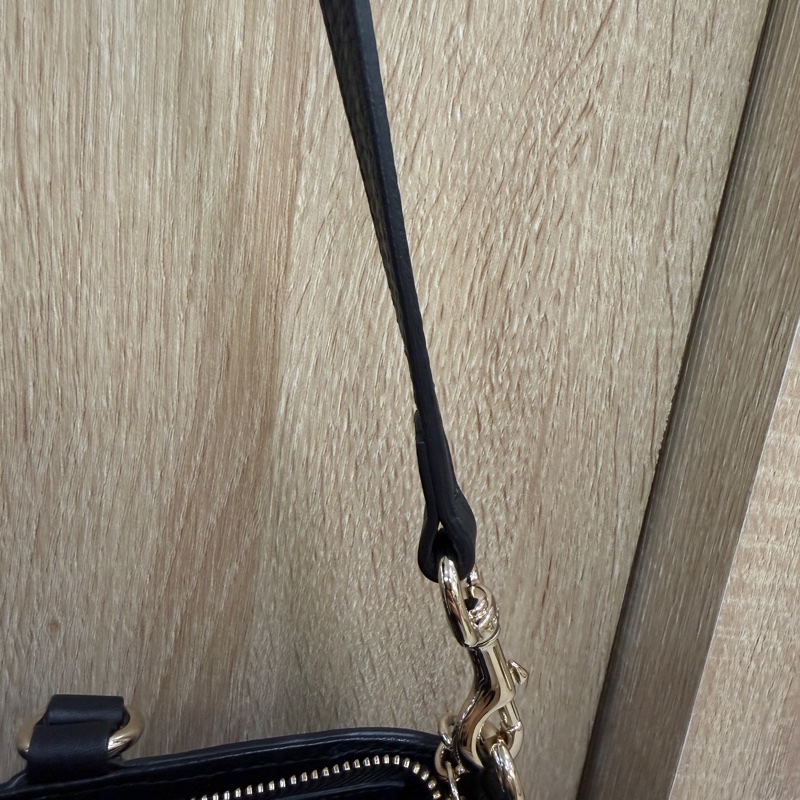 Gucci 黑牛皮淡金釦Soho Tote S號手提斜背托特包-14