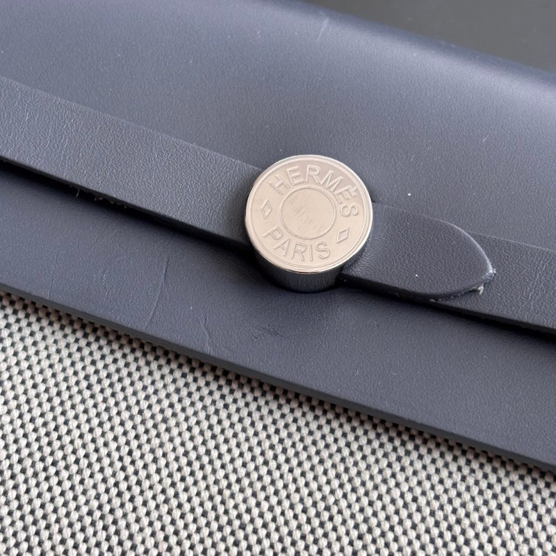 ::HERMES::W刻 MINI HERBAG20 石板灰皮革 帆布斜背包-3