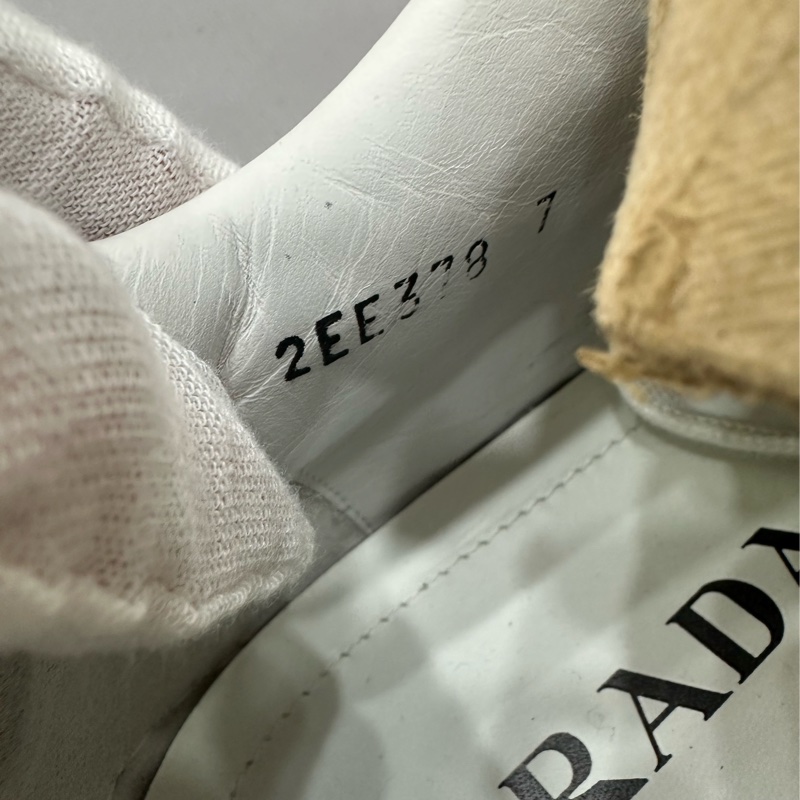 Prada普拉達 Fly Block小白鞋 7 號 /42碼-4