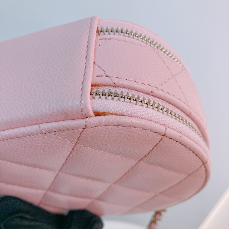 MS0524 CHANEL 香奈兒迷你圓餅化妝包包ROUND TOP HANDLE CLUTCH WITH CHAIN CAVIAR-8