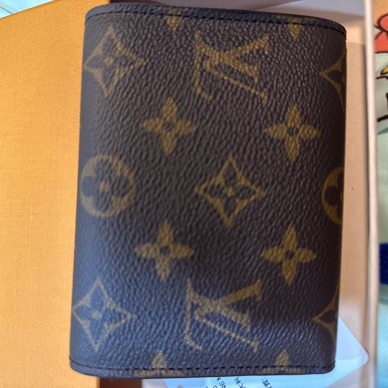 LV女短夾（全新未用）-7