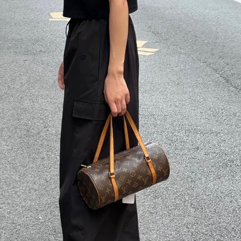 新上架❤️🔥LV Papillon 巴比隆26🤎有塵袋🤎老花圓筒包-7