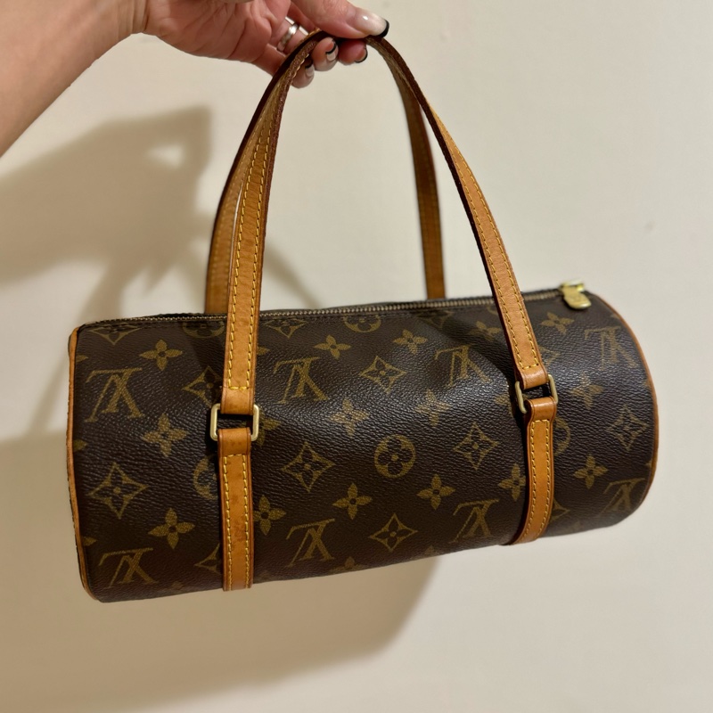 新上架❤️🔥LV Papillon 巴比隆26🤎有塵袋🤎老花圓筒包-10