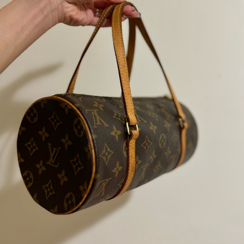 新上架❤️🔥LV Papillon 巴比隆26🤎有塵袋🤎老花圓筒包-12