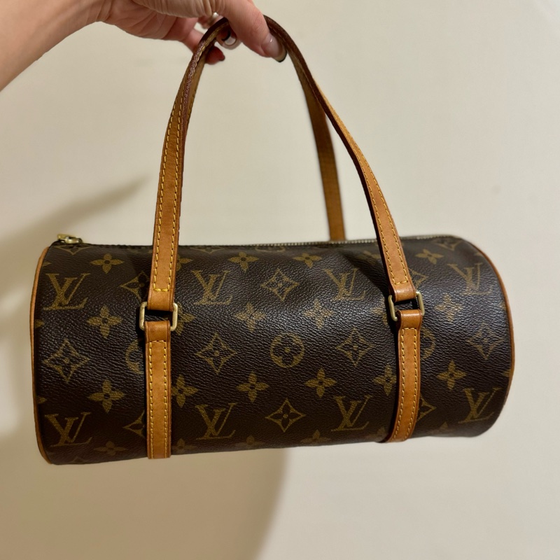 新上架❤️🔥LV Papillon 巴比隆26🤎有塵袋🤎老花圓筒包-15