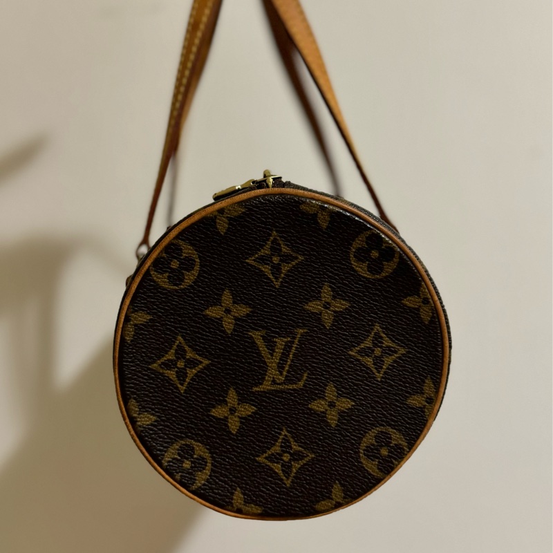 新上架❤️🔥LV Papillon 巴比隆26🤎有塵袋🤎老花圓筒包-17