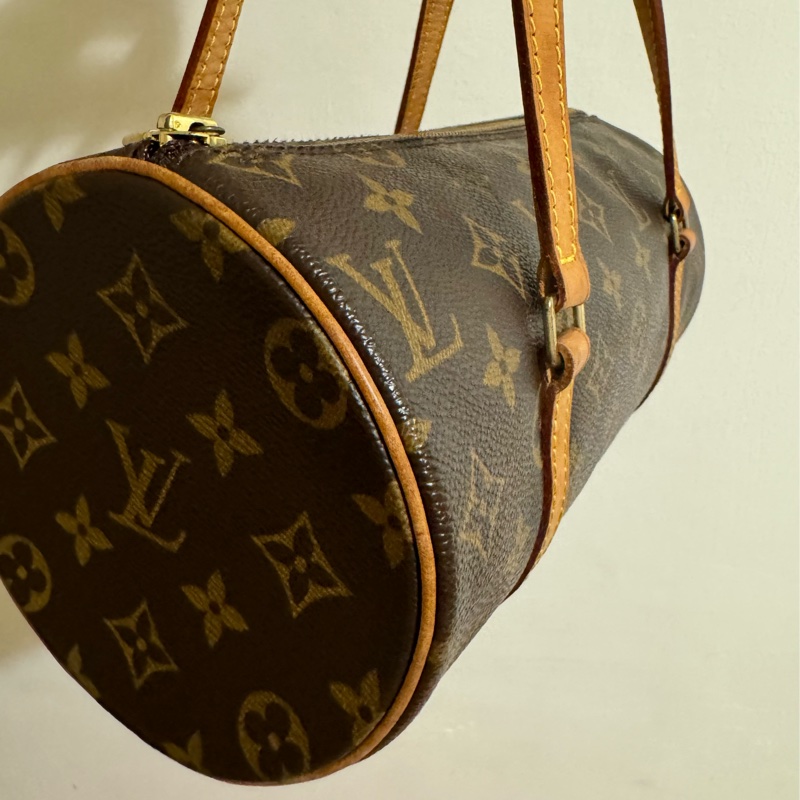 新上架❤️🔥LV Papillon 巴比隆26🤎有塵袋🤎老花圓筒包-19