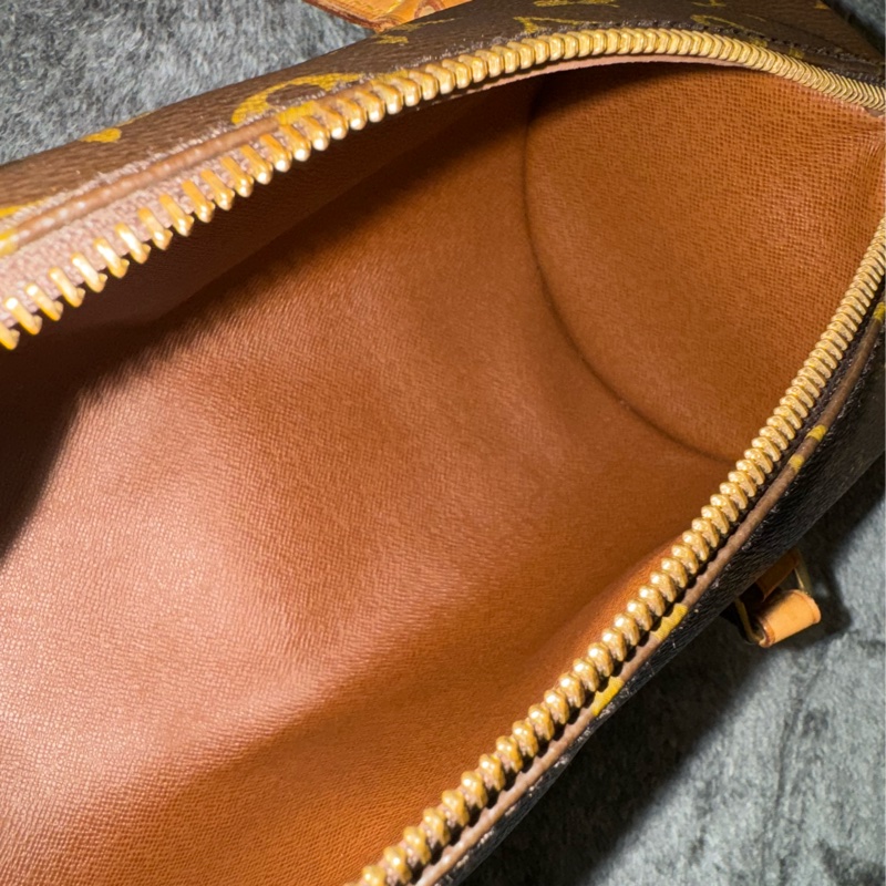 新上架❤️🔥LV Papillon 巴比隆26🤎有塵袋🤎老花圓筒包-29