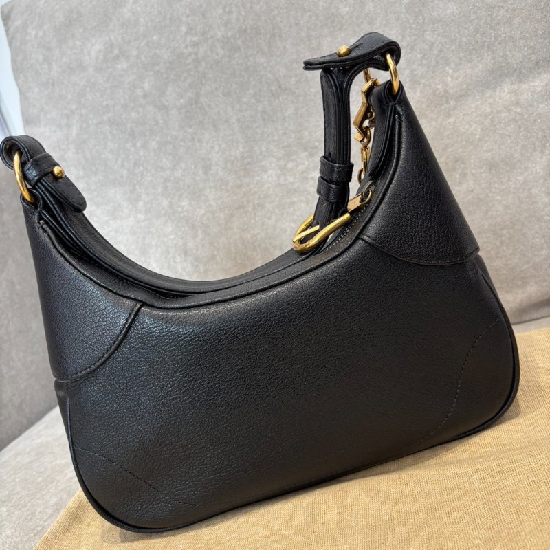 {🖤近新 🇹🇼101購入}Gucci Aphrodite 小牛皮鍊帶手提/肩背彎月兩用包-1