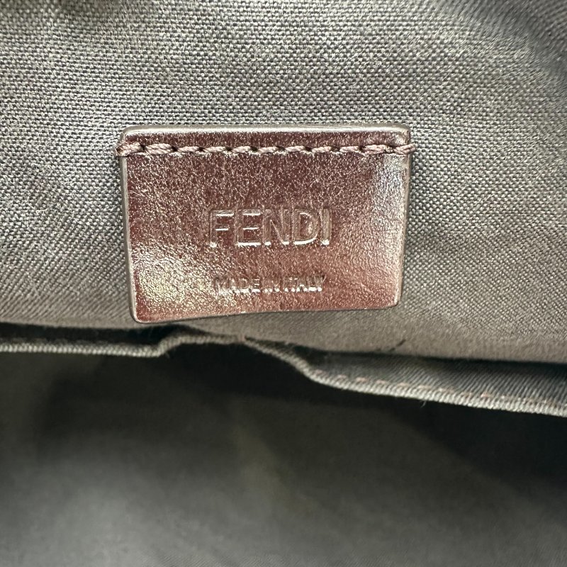 【美收精品】FENDI 老花側背包 C-147【隔月月中將轉賣至日本 上架期限30天】-7