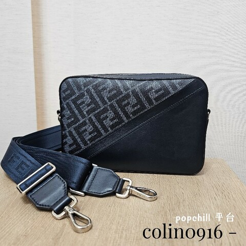 [質感好物過年福利出🧧]Fendi深藍牛皮FF logo拉鏈肩斜背相機包