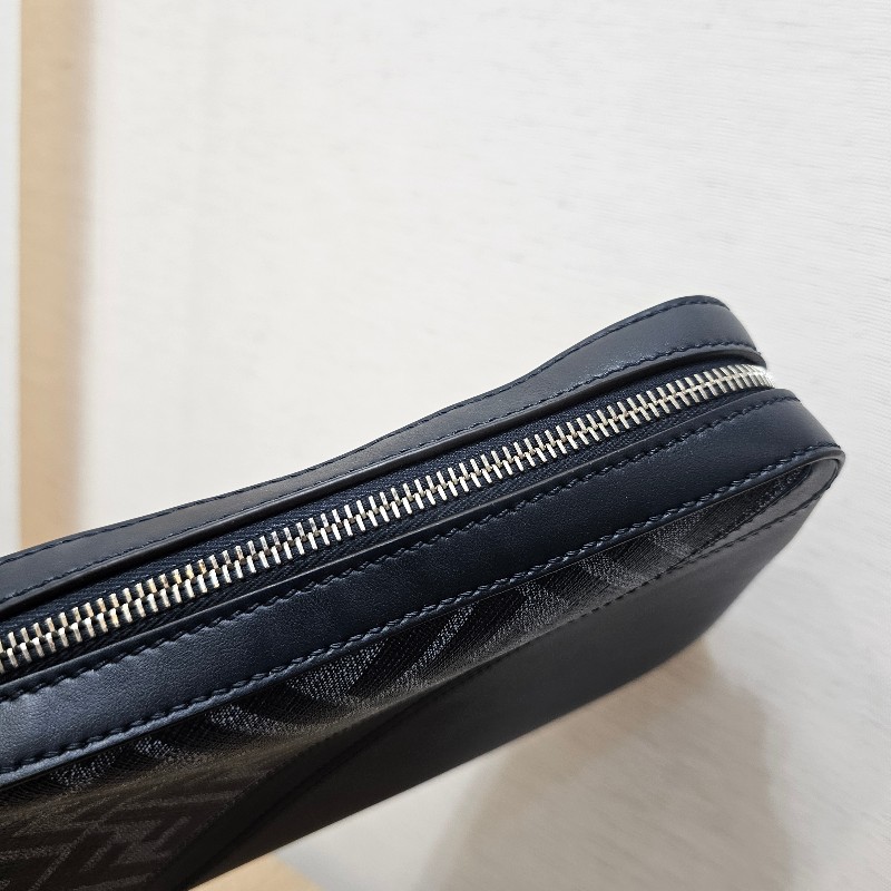 [質感好物過年福利出🧧]Fendi深藍牛皮FF logo拉鏈肩斜背相機包-7