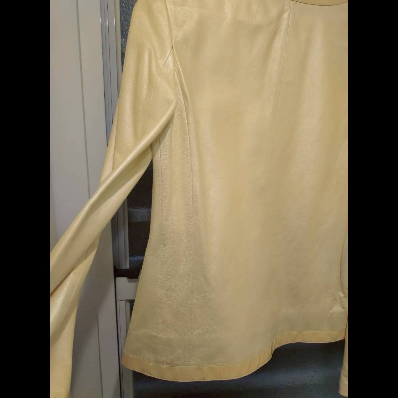 Chanel 珠光膚皮漆皮邊四口袋皮外套-17