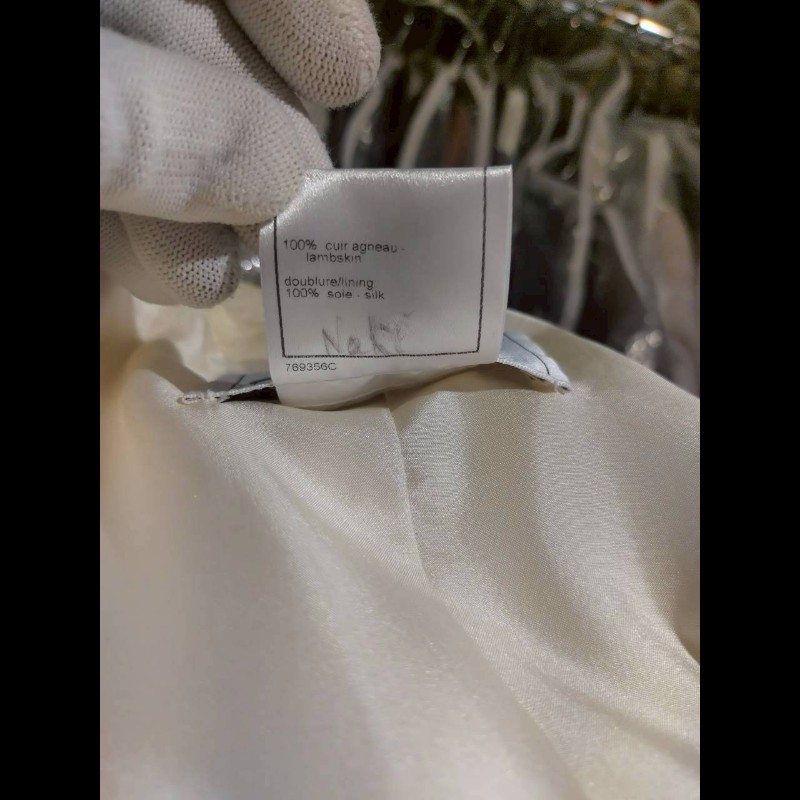 Chanel 珠光膚皮漆皮邊四口袋皮外套-23