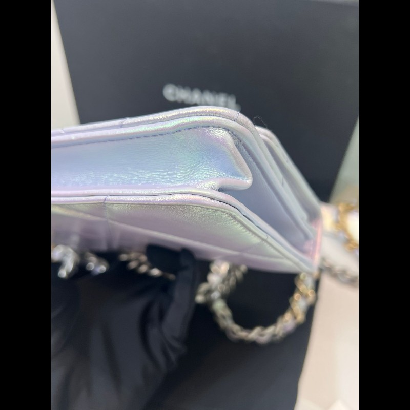 Chanel 19 wallet on chain iridescent-8