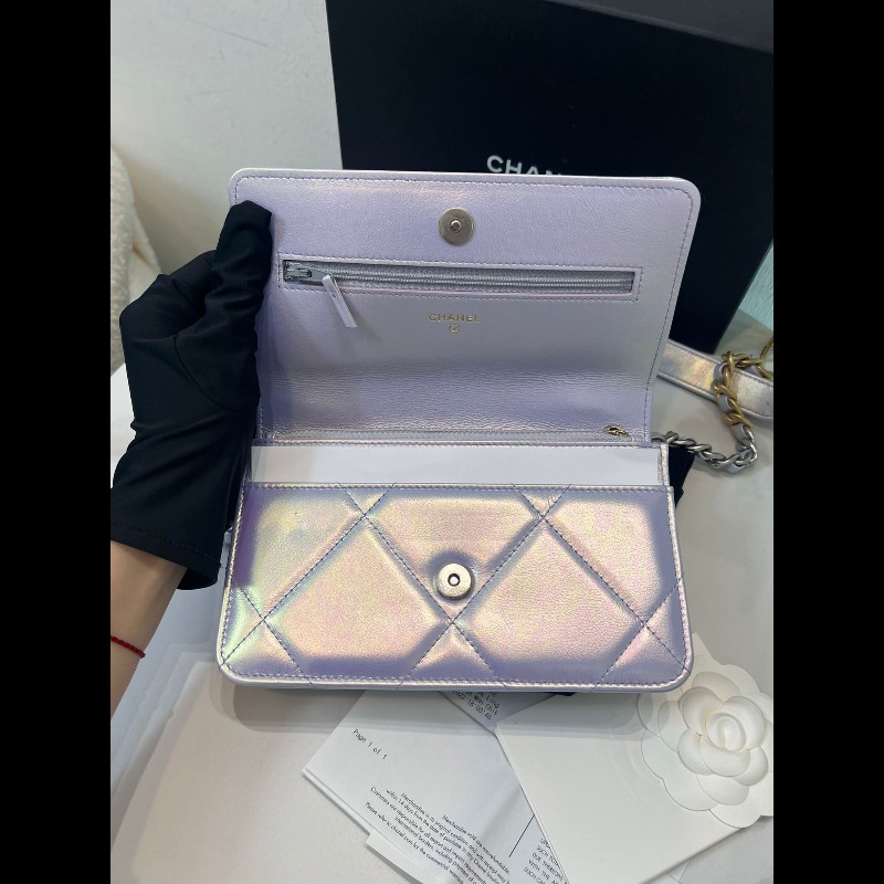 Chanel 19 wallet on chain iridescent-10