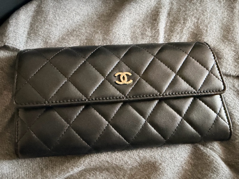 Chanel 黑金羊皮長夾-6