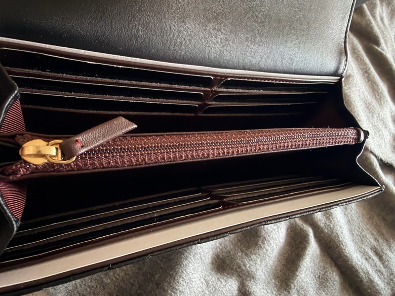 Chanel 黑金羊皮長夾-14