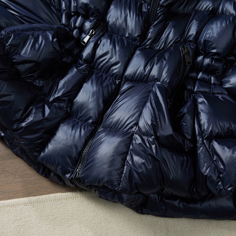 ❤️ MONCLER 羽絨斗篷 多種穿法 造型靈活-5