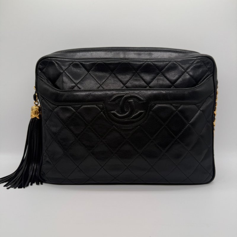 CHANEL 黑色菱格紋小羊皮相機包#2開-5