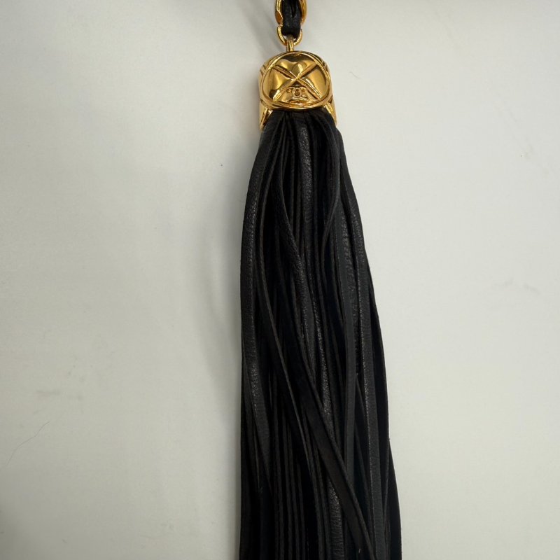 CHANEL 黑色菱格紋小羊皮相機包#2開-15