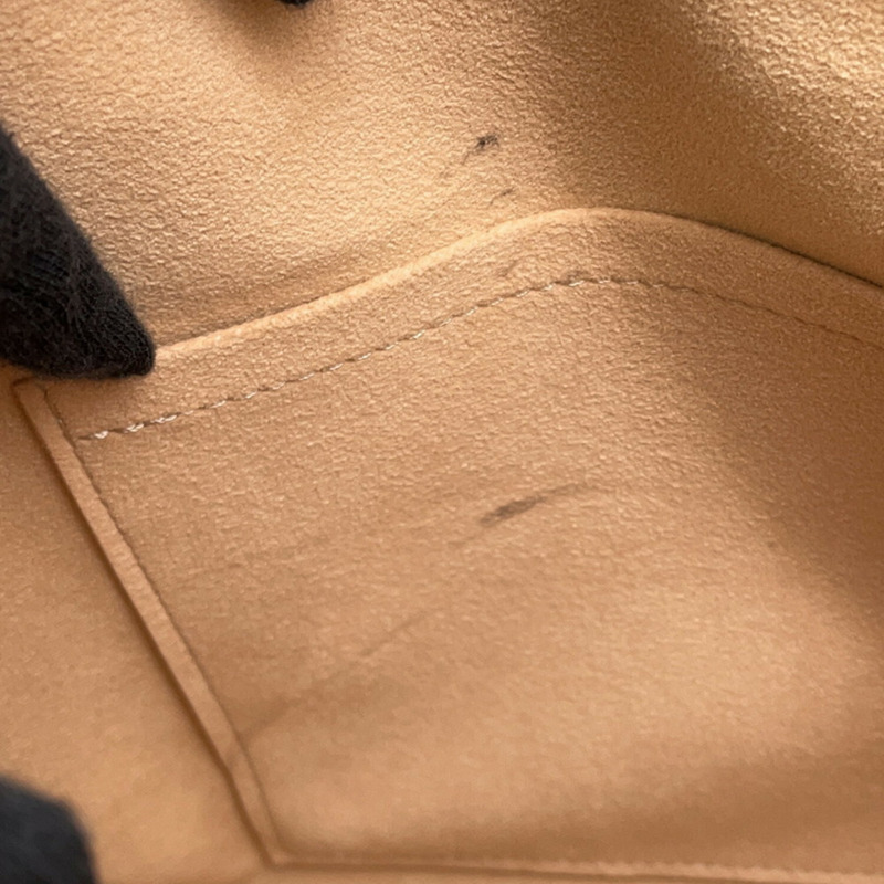 Louis Vuitton Monogram Empreinte V Tote 中型包,2 向肩背包-11