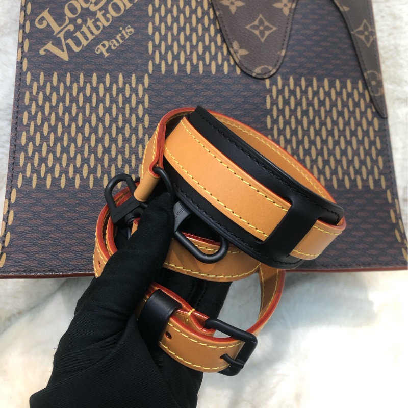 LV x Nigo Monogram Tote Bag 男/女 XC198-20