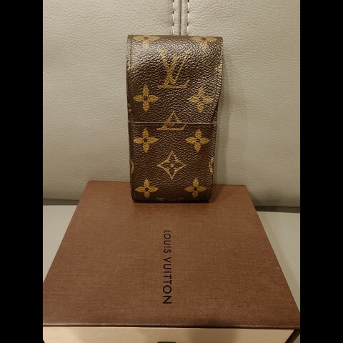 日本帶回中古LV老花煙盒，使用狀況良好，絕版品