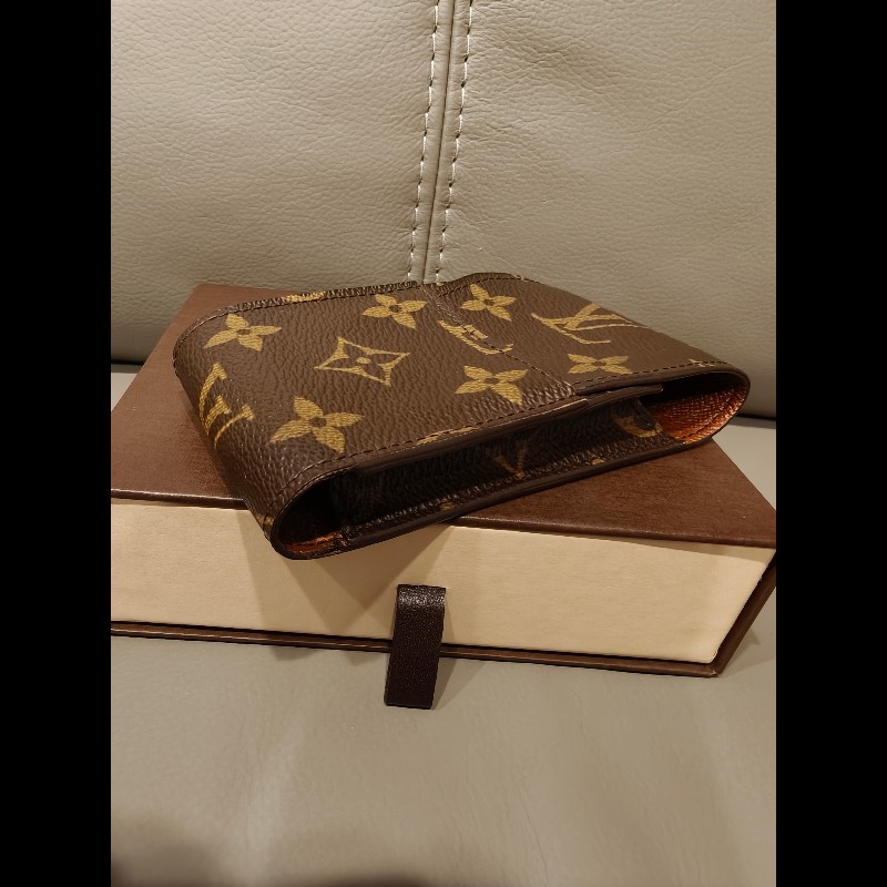 日本帶回中古LV老花煙盒,使用狀況良好,絕版品-3